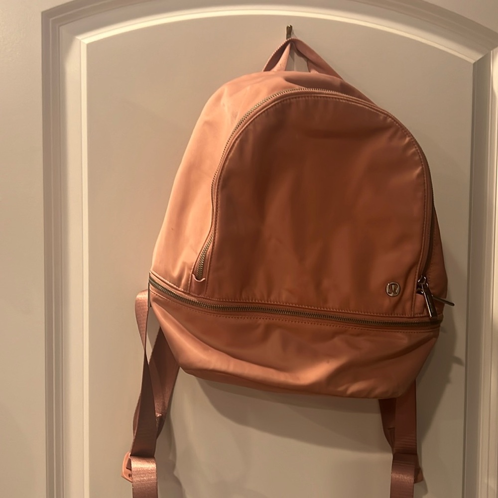 Lululemon mini book bag